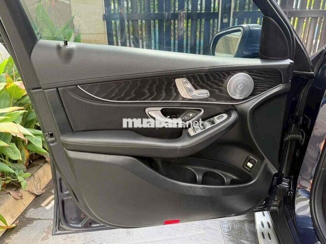 Mercedes-Benz GLC 300 2016