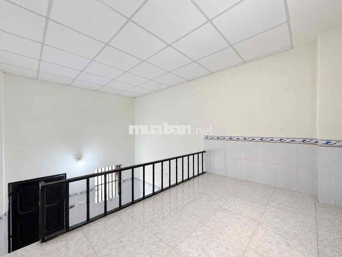Phòng trọ sinh viên giá rẻ có máy lạnh - ở được đông ngay KTX Khu B