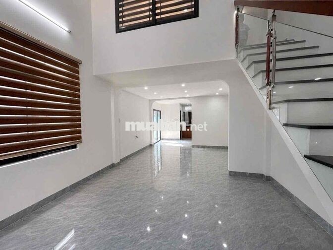 🏡 CHO THUÊ NHÀ LÔ GÓC MỚI XÂY – PHÚ XƯƠNG, VĨNH HẢI, NHA TRANG 11tr/ T