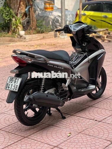Bán Air Blade 2012 sơn zin máy xe nguyên bản
