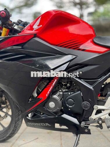 Honda CBR150R 2023 9000km Đen đỏ xe đẹp nguyên