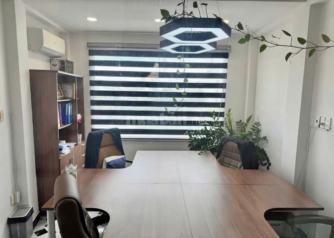 Cho thuê văn phòng mặt tiền Điện Biên Phủ 