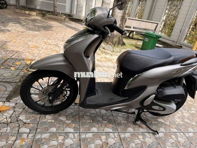 Honda SH Mode 2023 ABS màu xám