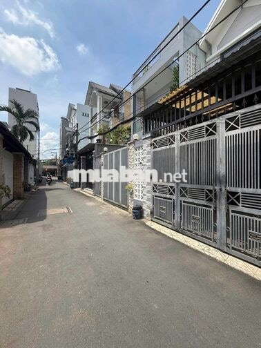 Bán đất 2 mặt tiền Linh Trung, Thủ Đức, 150m2, 10 tỷ