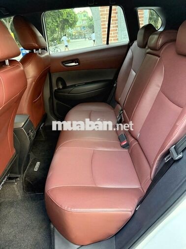 Toyota Corolla Cross 2022 G, xe chuẩn, giá hợp lý