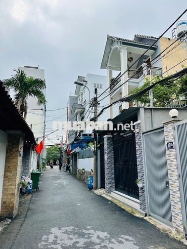 Bán đất 2 mặt tiền Linh Trung, Thủ Đức, 150m2, 10 tỷ