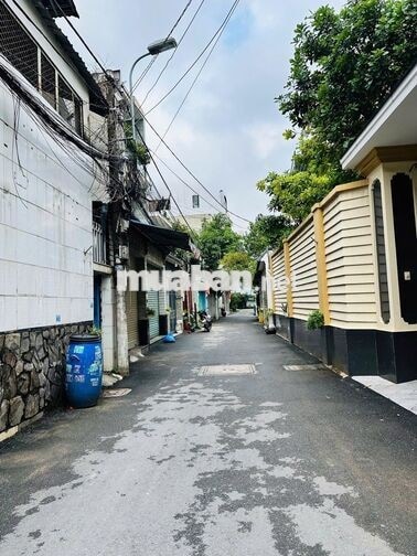 Bán đất 2 mặt tiền Linh Trung, Thủ Đức, 150m2, 10 tỷ