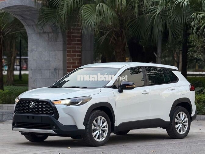 Toyota Corolla Cross 2022 G, xe chuẩn, giá hợp lý