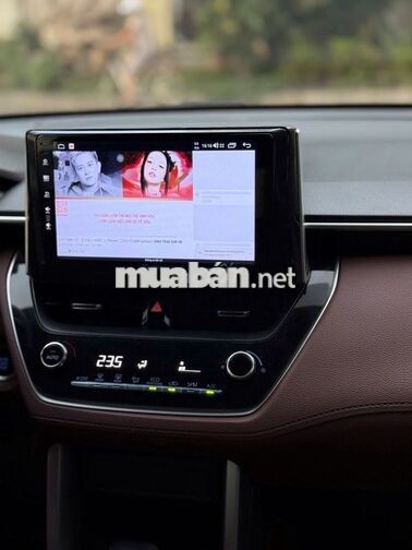 Toyota Corolla Cross 2022 G, xe chuẩn, giá hợp lý