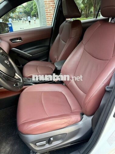 Toyota Corolla Cross 2022 G, xe chuẩn, giá hợp lý