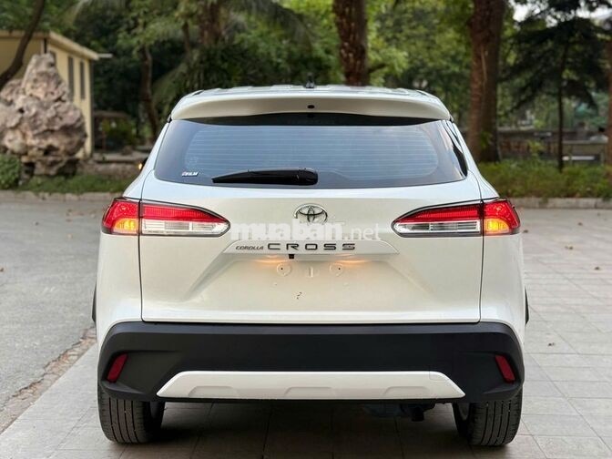 Toyota Corolla Cross 2022 G, xe chuẩn, giá hợp lý
