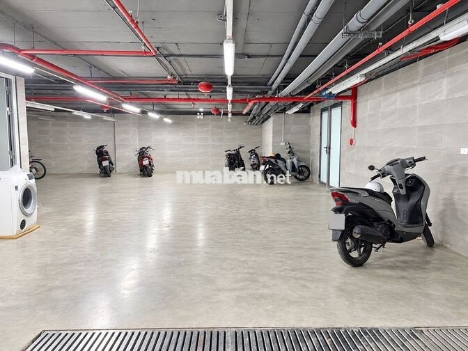Cho thuê mặt bằng 200m2 tầng 2 Xuân La, hầm xe, giá 30 triệu/tháng