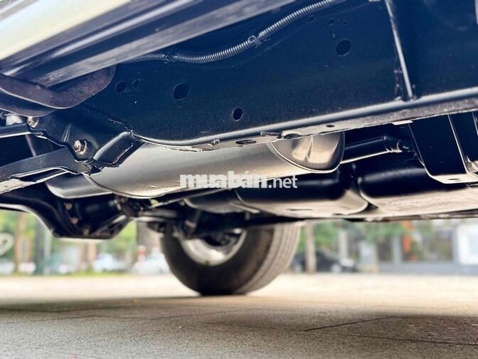 Nissan Navara 2019 EL Đen 5 chỗ