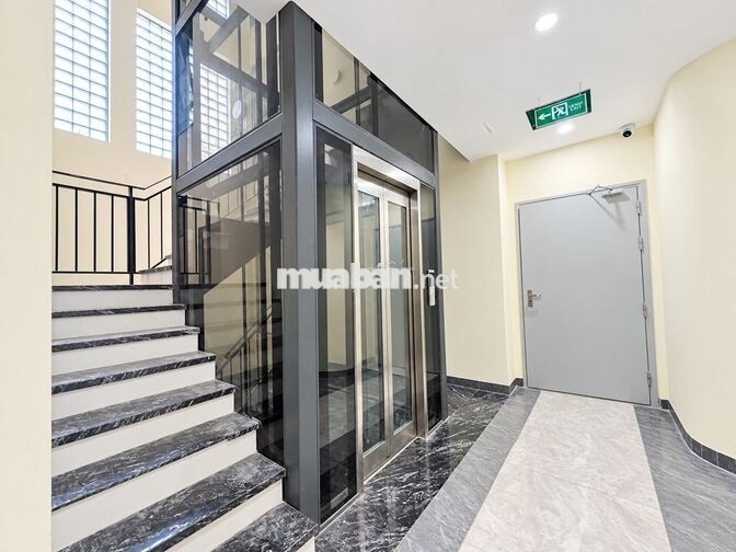 Cho thuê mặt bằng 200m2 tầng 2 Xuân La, hầm xe, giá 30 triệu/tháng