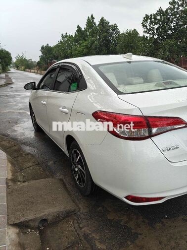 Toyota Vios 2022 Tự động Trắng ngọc trai