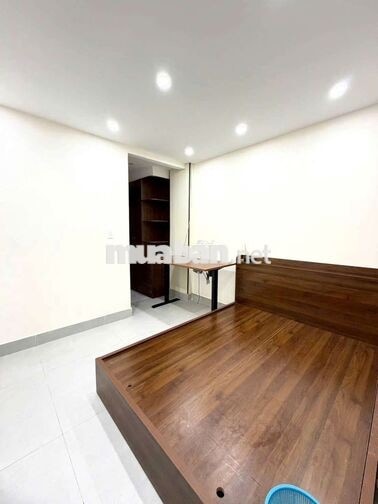 Nhà 4 phòng ngủ sổ hồng riêng ngay trung tâm nhà bè gần phú mỹ hưng