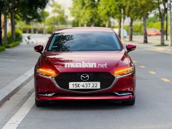 Mazda Mazda 3 5 chỗ Tự động màu Đỏ