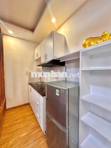 CHO THUÊ CĂN HỘ STUDIO ĐƯỜNG HOÀNG DIỆU BAN CÔNG THOÁNG FULL NỘI THẤT