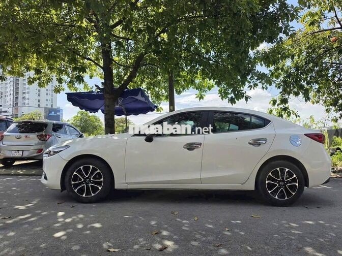 Mazda 3 2018 1.5 8 vạn km Trắng