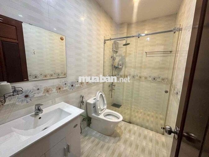 Căn hộ 50m2 mới xây , đường 8m , khu Nam Việt Á
