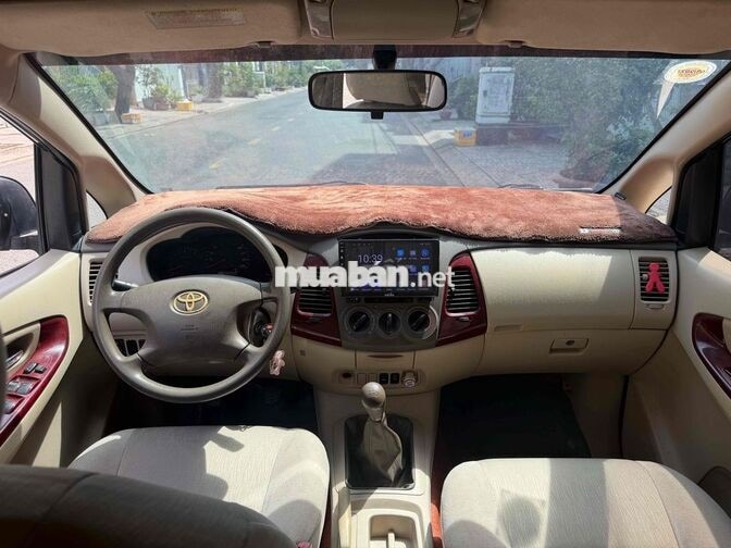 TOYOTA INNOVA 2006 G 7 CHỖ BẠC