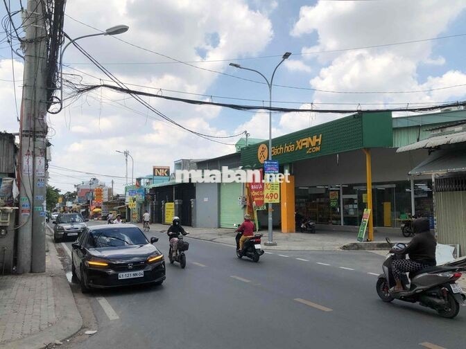 gia đình có việc cần bán gấp đất