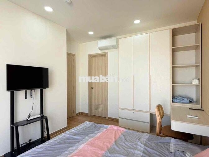 CHDV full nội thất 2pn2wc penthouse cực đẹp ngay cv Hoàng Văn Thụ