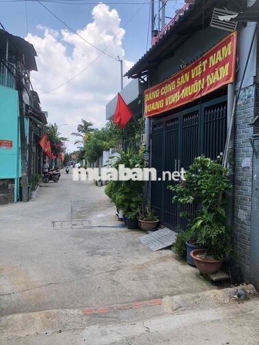 gia đình có việc cần bán gấp đất