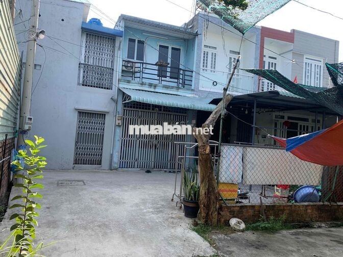gia đình có việc cần bán gấp đất