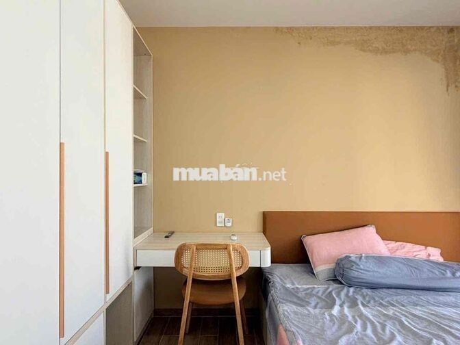 CHDV full nội thất 2pn2wc penthouse cực đẹp ngay cv Hoàng Văn Thụ