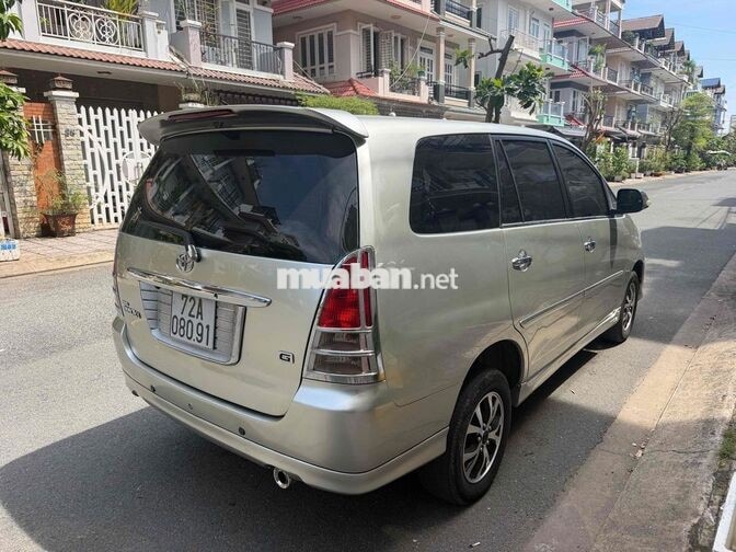 TOYOTA INNOVA 2006 G 7 CHỖ BẠC