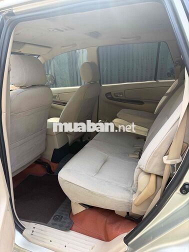 TOYOTA INNOVA 2006 G 7 CHỖ BẠC