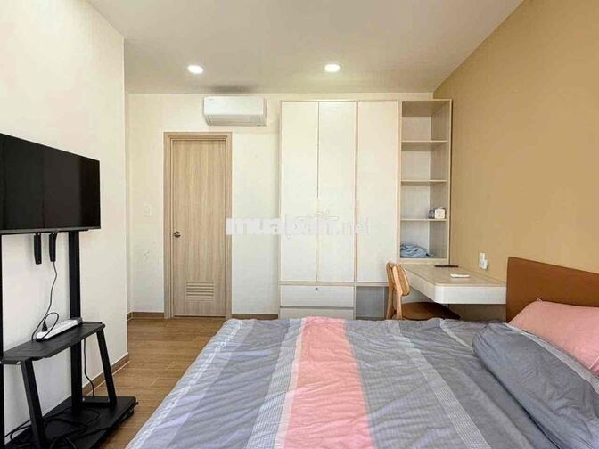 CHDV full nội thất 2pn2wc penthouse cực đẹp ngay cv Hoàng Văn Thụ