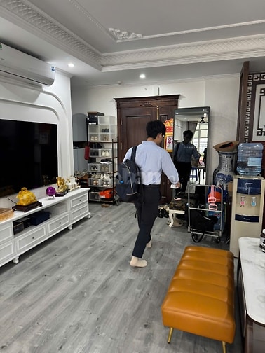 Bán căn hộ cao cấp tầng trung, diện tích 132 m2, Phường Bạch Mai