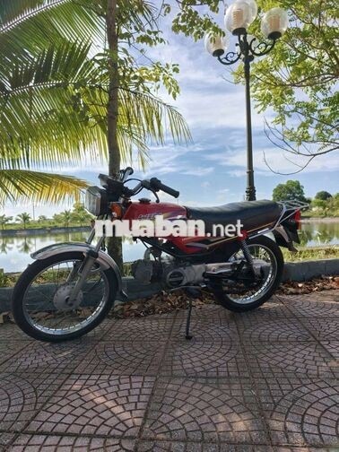 Honda Win 100 màu Đỏ