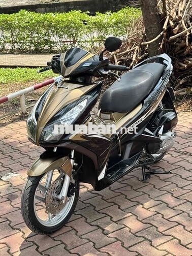 Honda Air Blade 2013 Đen vàng
