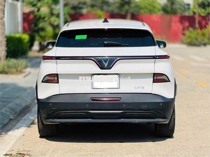 VINFAST VF6 2025 ECO 36.000 KM TRẮNG