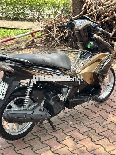 Honda Air Blade 2013 Đen vàng