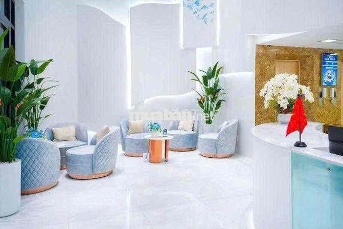 Cho thuê toà nhà Nguyễn văn cừ Q1:6x15m-7Lầu-có thang may Giá:70tr