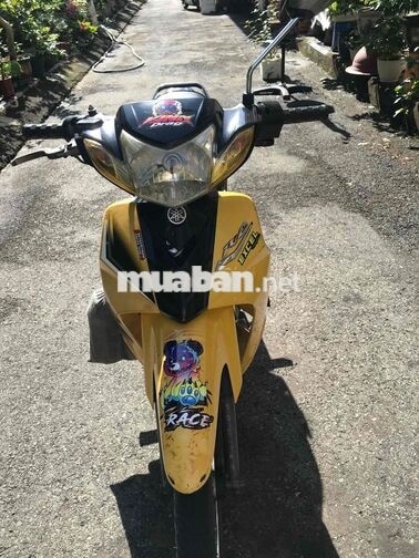 Yamaha Sirius màu vàng