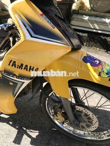 Yamaha Sirius màu vàng