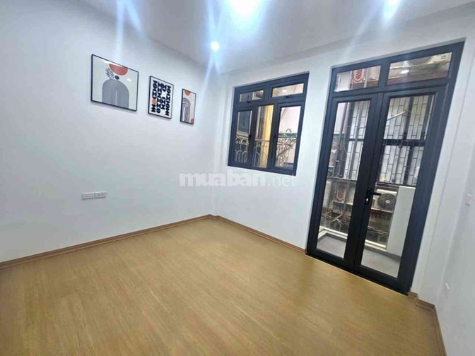 Cần Bán nhà Bạch Mai, 50m2, 4 ngủ, ô tô, full nội thất, ở ngay, sổ đỏ
