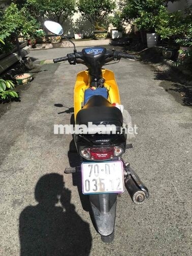 Yamaha Sirius màu vàng