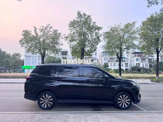 Toyota Veloz Cross 2023 7 chỗ Tự động 7 vạn km