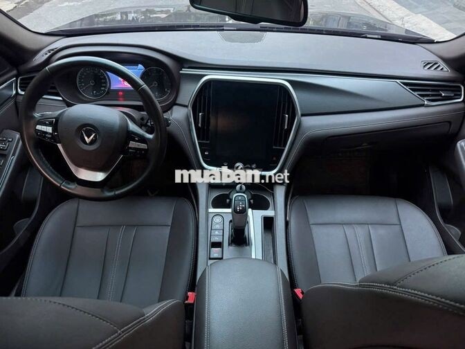 Lux A 2.0, đời 2022, lướt 26.000 km, 1 chủ,RẤT MỚI