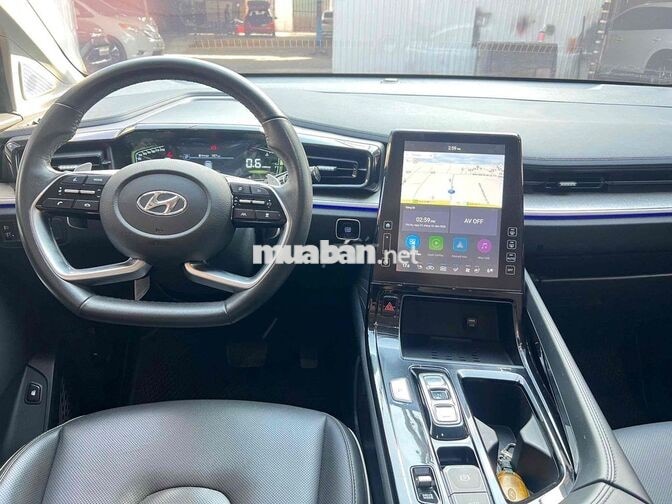 Hyundai Custin 2024 2.0 Cao cấp 42000 km một chủ