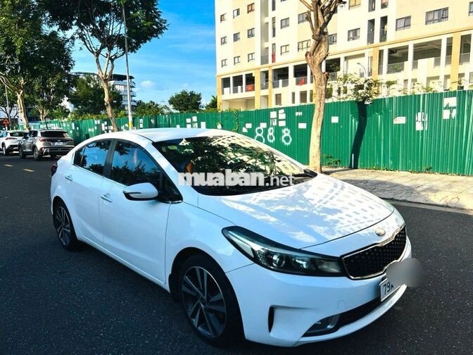 Kia Cerato 2018 Số sàn Trắng 5 chỗ