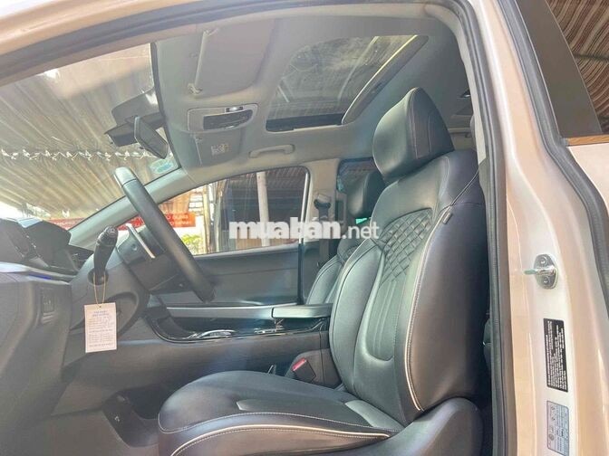 Hyundai Custin 2024 2.0 Cao cấp 42000 km một chủ