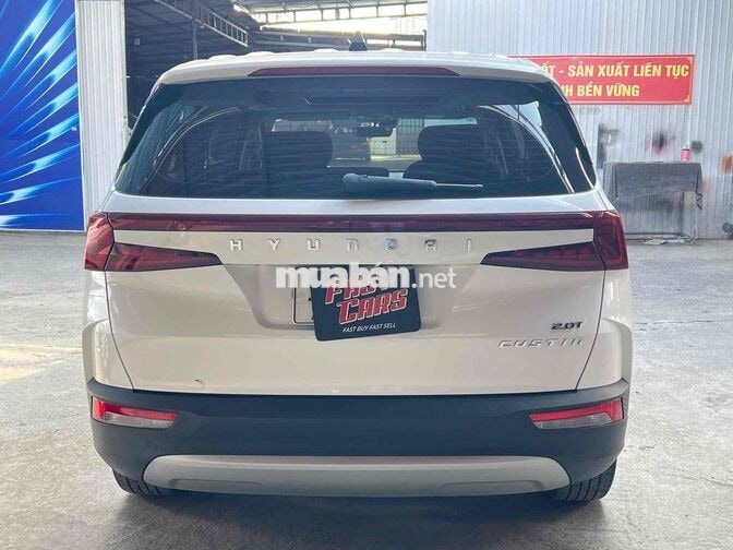 Hyundai Custin 2024 2.0 Cao cấp 42000 km một chủ