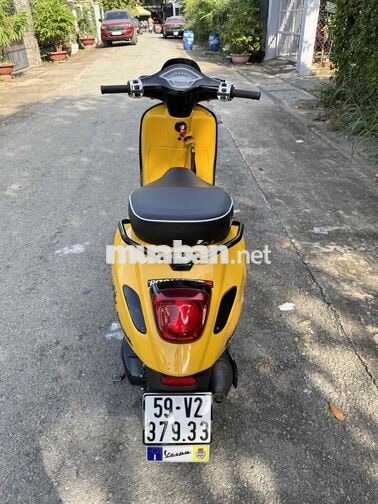 Piaggio Vespa 2015 iget màu Vàng